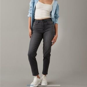 AEO Stretch Curvy Mom Jeans 4R